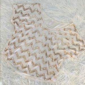 💰Top with gold sequin chevron top💰
